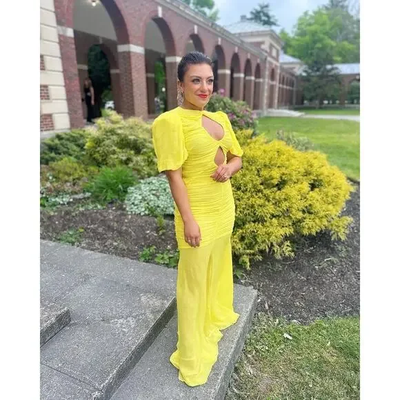 DE LA VALI Yellow Middle Front Cutout Ruching Flowy Sheer Skirt Olympia Gown 14 - Picture 5 of 16